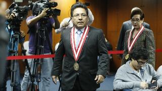 Fiscal Carlos Ramos Heredia recibió en su despacho a Rodolfo Orellana
