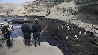 Derrame de petróleo: Repsol asegura que ha desplegado esfuerzos para limpiar playas