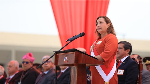 Presidenta Dina Boluarte destacó el rol de las Fuerzas Armadas en la seguridad nacional