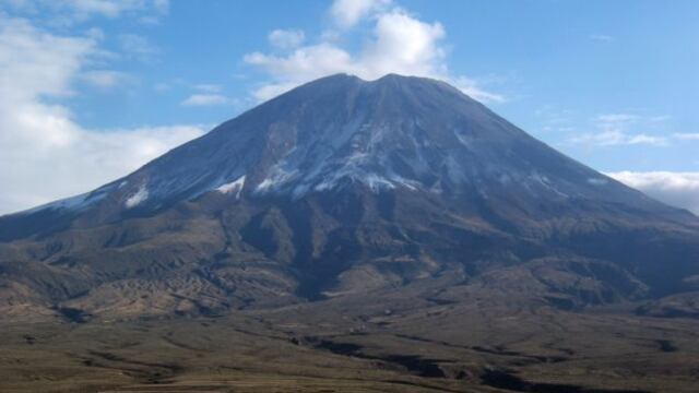 Rescatan a cuatro turistas en el volcán Misti