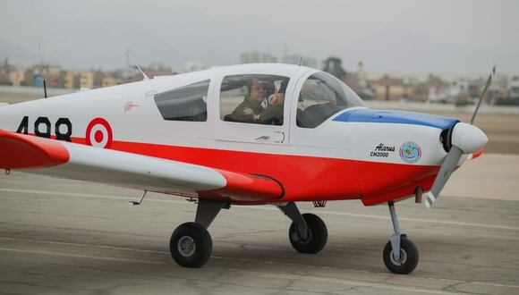 El avión de instrucción Alarus CH-2000 fue ensamblado íntegramente en el Servicio de Mantenimiento (SEMAN FAP).