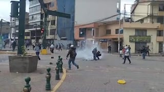 Cusco: 7 policías heridos y 6 civiles detenidos en protesta que pretendía tomar el aeropuerto