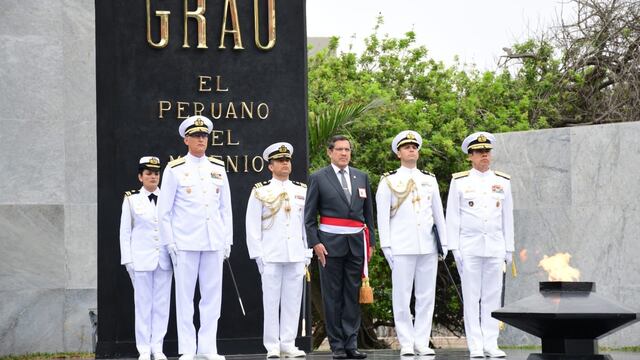 Marina de Guerra del Perú: Almirante Luis José Polar Figari asume el cargo de Comandante General