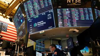 Wall Street abre en rojo y el Dow Jones baja un 0.45 %
