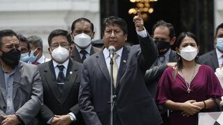 Perú Libre: congresistas Elías Varas y Jorge Coayla también renunciaron a la bancada oficialista