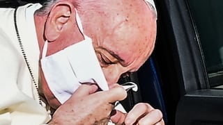 Papa Francisco es visto por primera vez con una mascarilla por el coronavirus  [FOTOS]