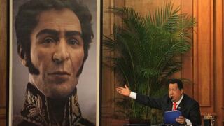 Hugo Chávez presenta foto digitalizada de Simón Bolívar