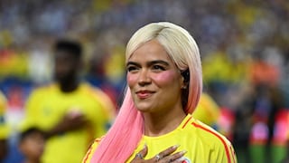 ¡Bichota! Karol G deslumbró en la final de la Copa América al cantar el himno de Colombia (VIDEOS)