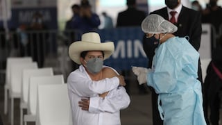 Presidente Castillo recibió la primera dosis de vacuna Sinopharm