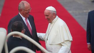 PPK pidió al papa Francisco que renueve la fe de sus fieles con su presencia [FOTOS y VIDEO]