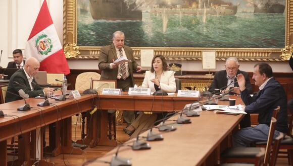 EN VEREMOS. Subcomisión no incluyó preinforme en su agenda. (Foto: Congreso)