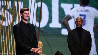 El mejor arquero del año: Thibaut Courtois, del Real Madrid, recibió el premio Lev Yashin
