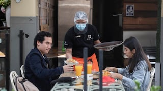Ventas de restaurantes aumentarán hasta en un 25% con nuevo horario del toque de queda, según Ahora Perú