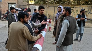 Los talibanes advierten a EEUU en primera reunión tras retirada de Afganistán
