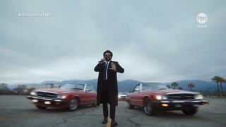 The Weeknd y la inédita ‘coreografía’ sobre autos en los “Billboard Music Awards 2021″ | VIDEO