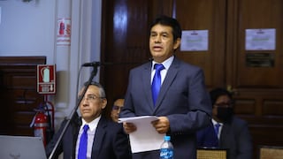 Juez permite a destituido fiscal supremo Tomás Gálvez insistir con apelación