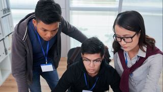 Estudiantes peruanos crean soluciones innovadoras para contribuir al desarrollo sostenible del país