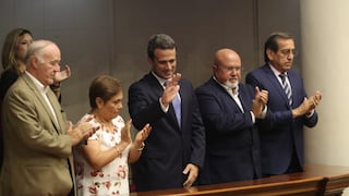 Congreso recibió al representante de presidente interino de Venezuela Juan Guaidó