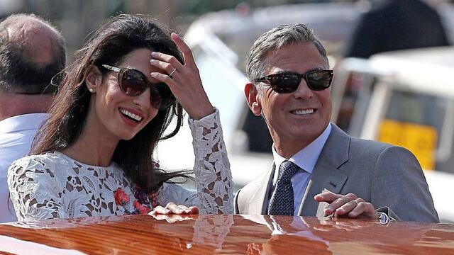 George Clooney y Amal Alamuddin se dejaron ver tras boda en Venecia