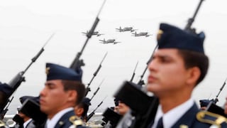 Gobierno presenta proyecto que deroga "distorsiones" en Ley de Ascensos Militares