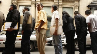 Pulso Perú: El 58% de los peruanos cree que será más difícil encontrar trabajo en los próximos 12 meses