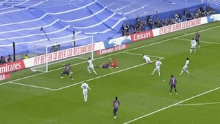 Lewandowski se falló el empate: el delantero mandó el balón a las nubes en el Real Madrid vs. Barcelona