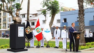 Marina de Guerra y Municipalidad de Magdalena rinden homenaje por la pacificación nacional