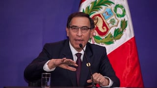 Vizcarra asiste a toma de mando de nuevo mandatario de México