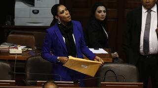 Cenaida Uribe: Bancada de Gana Perú podría suspender a congresista