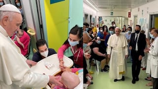 Papa Francisco aprovechó hospitalización para visitar a niños con cáncer