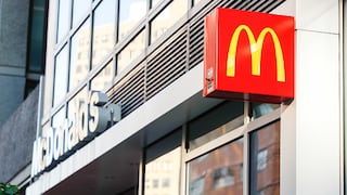 Estados Unidos: Balean a dos empleados de McDonalds por impedir a clientes que coman en el local por COVID-19