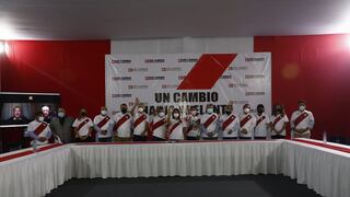 Carlos Bruce, Máximo San Román y Rómulo Mucho en el equipo de Fuerza Popular