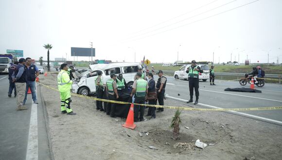 Fatal accidente en la Panamericana Sur. Foto (GEC).