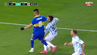 Carlos Zambrano golpeó a un rival dentro del área en el Boca vs. Atlético Tucumán y no fue pitado como penal [VIDEO]