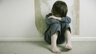 Reino Unido busca penalizar el abuso psicológico de los padres