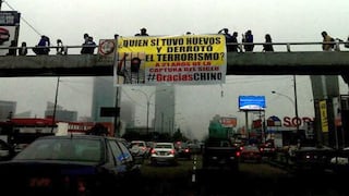 Colocan pancarta a favor de Alberto Fujimori en la Av. Javier Prado