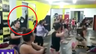 Delincuentes asaltaron gimnasio en plena clase de baile en Villa El Salvador [VIDEO]