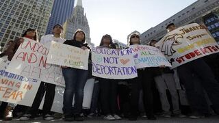 EEUU relaja las normas de deportación de jóvenes
