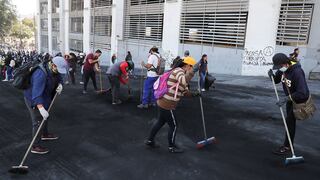 Ecuador: manifestantes inician limpieza de calles tras jornadas de caos y protestas | FOTOS