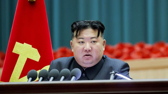 Kim Jong-un pide tomar medidas para evitar la caída de la natalidad en Corea del Norte