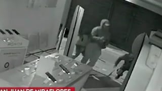 ¡Increíble! Ladrones se equivocan y roban maquetas de celulares [VIDEO]