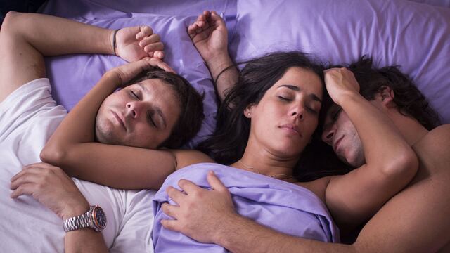 Gian Piero Díaz, Gianella Neyra y Renzo Schüller juntos en ‘Sobredosis de amor’ [FOTOS]