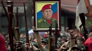 Nicolás Maduro ordena despliegue militar y policial tras muerte de Hugo Chávez