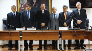 Octavio Salazar fue elegido presidente de la Comisión de Inteligencia