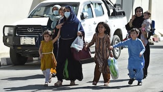 Afganistán: el orden reemplazó al caos en el aeropuerto de Kabul tras el sangriento atentado [FOTOS]