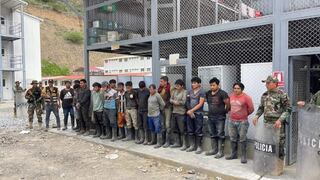 Policía Nacional captura a 40 mineros ilegales que operaban en Pataz