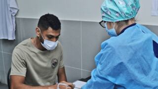 Universitario comunicó que su refuerzo Ángel Cayetano completó con éxito los exámenes médicos 