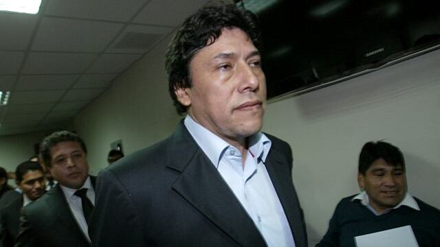Congreso otorga facultades a Fiscalización para investigar a Alexis Humala