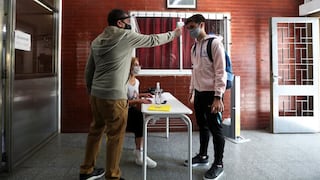 Comienza una lenta reapertura de escuelas en Buenos Aires tras cierre por coronavirus [FOTOS]