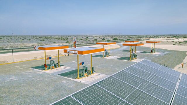 Estación de servicios afiliada a Primax opera al 100% gracias a la energía solar